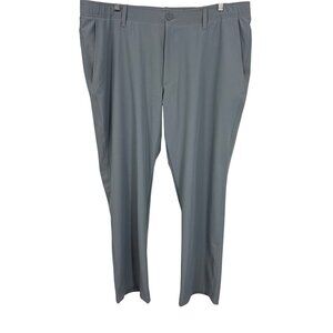 Under Armour Size 42 X 30 Mens Straight Leg Pants Lightweight Gray NWT New